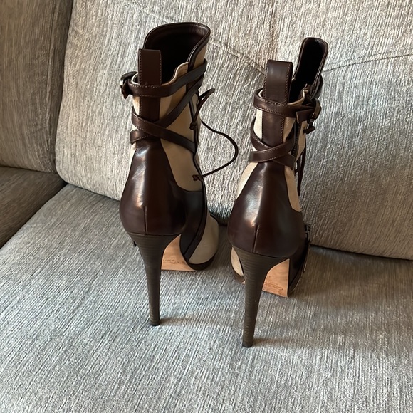 Oscar de la Renta Boots 36 1/2 - Picture 11 of 14